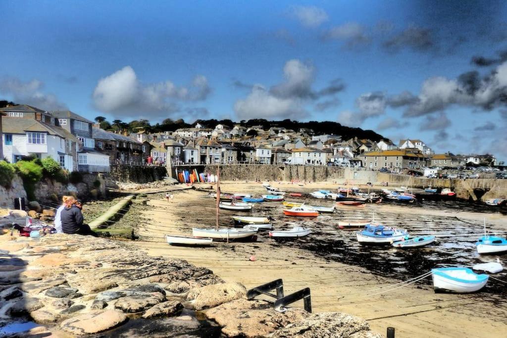 White Eden - Explore Cornwall From A Comfy Central Appartment Сейнт Остел Екстериор снимка