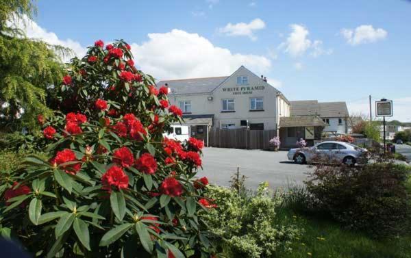 White Eden - Explore Cornwall From A Comfy Central Appartment Сейнт Остел Екстериор снимка